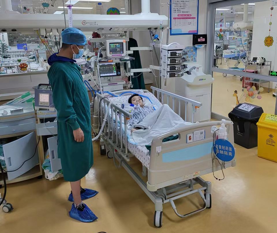 驻马店跨省救护车出租公司